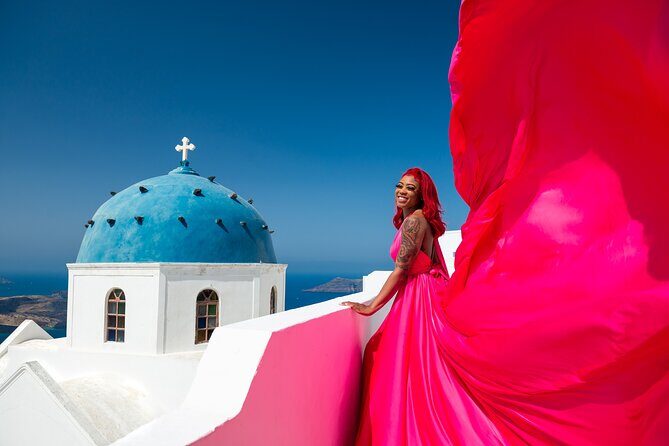 Professional Flying Dress Photoshoot In Santorini - Key Points