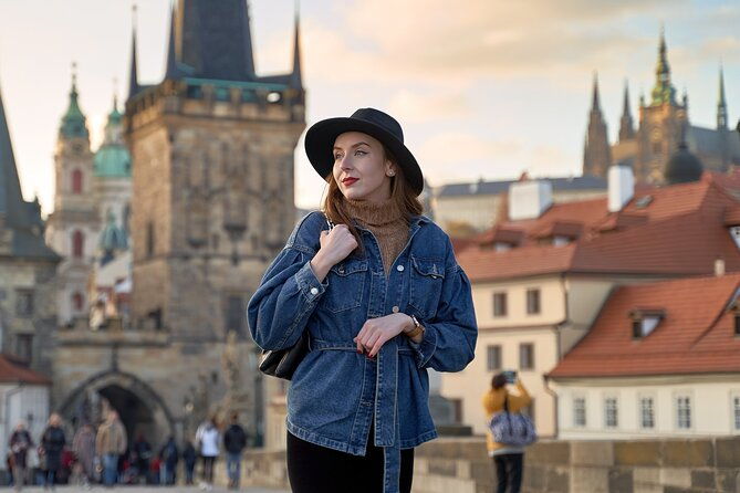 professional-photoshoot-at-charles-bridge-prague