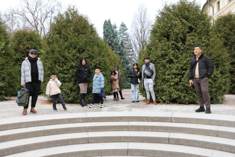 professional-photoshoot-at-prague-castle