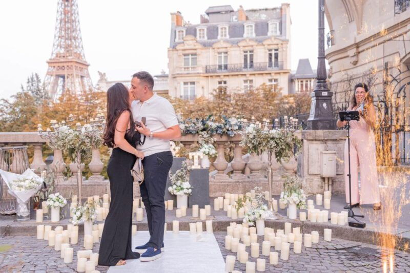 proposal-marry-me-big-letters-paris-proposal-planner