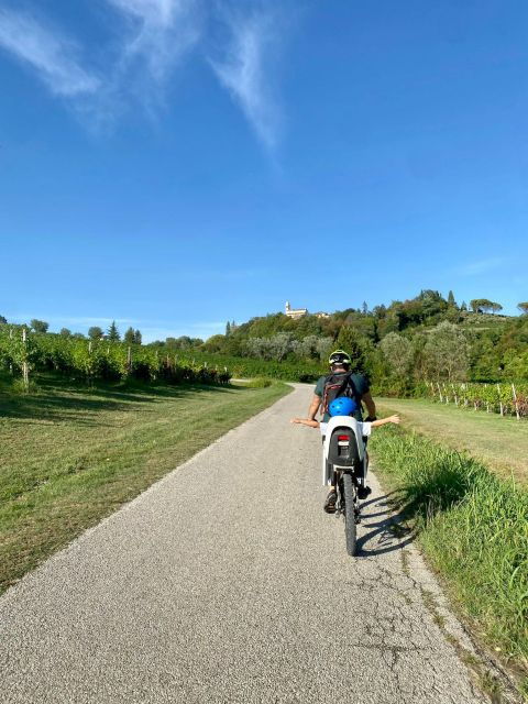 prosecco-hills-private-tour-all-inclusive-2-winerieslunch
