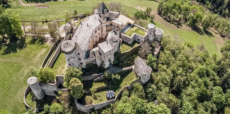 Prösels Castle Tour- Experience an Authentic Medieval Castle - Exploring Prösels Castle: A Medieval Treasure in the Dolomites