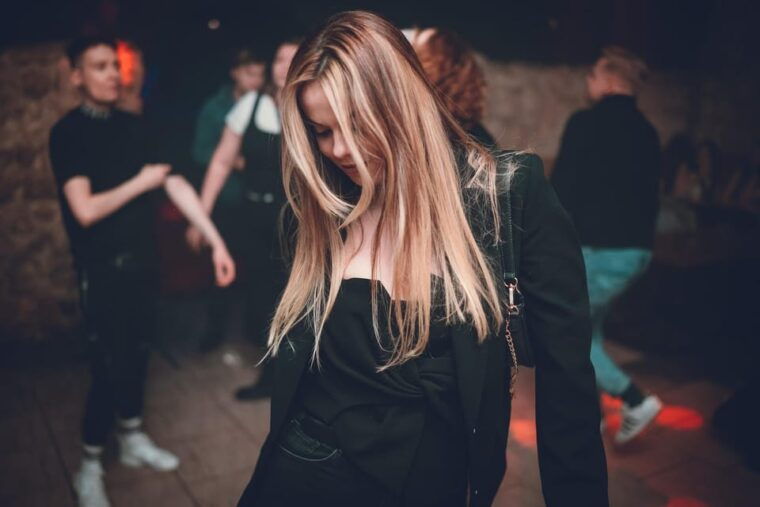 pub-crawl-1-hour-open-bar-then-vip-to-5-clubs-krakow