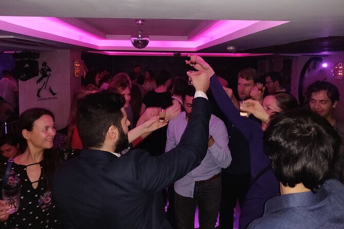 Pub Crawl Dubai: Private, Birthdays & Corporate Events - Exploring Dubai’s Nightlife: An In-Depth Review of the Pub Crawl Experience