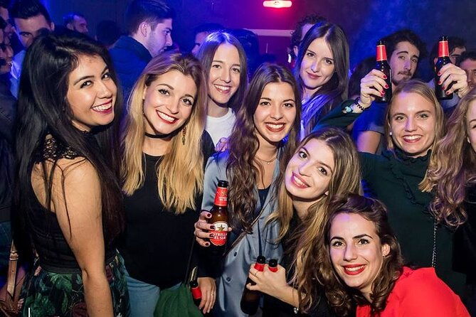 pub-crawl-night-2-or-3-bars-vip-entrance-to-a-top-club