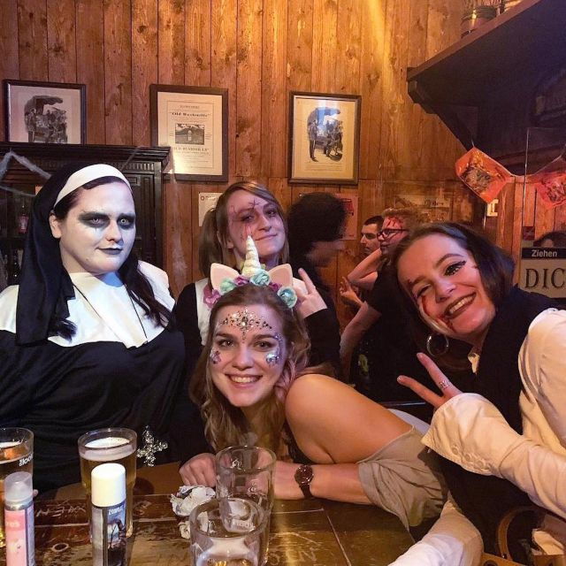 pub-crawl-vienna