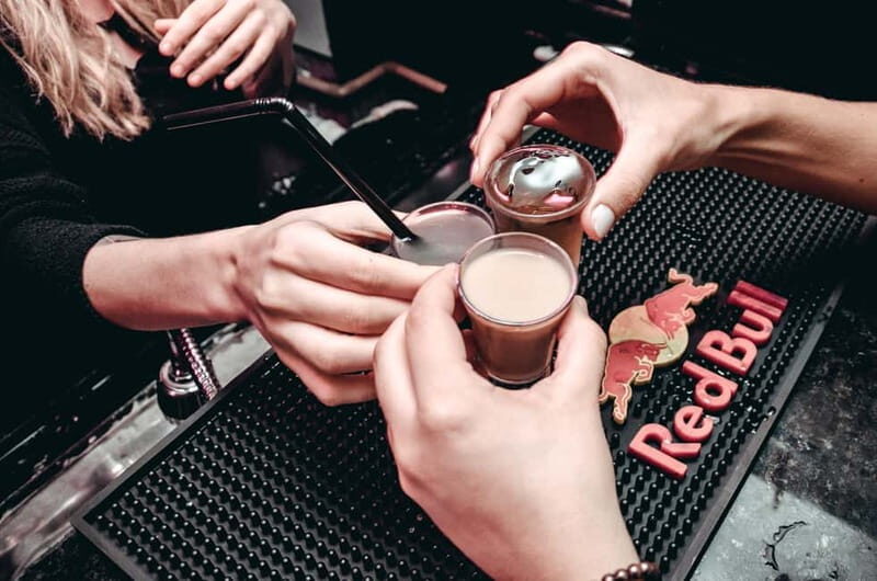 Pub Crawling to Bucharest's Best Bars, Drinks Included - An In-Depth Look at the Bucharest Pub Crawl