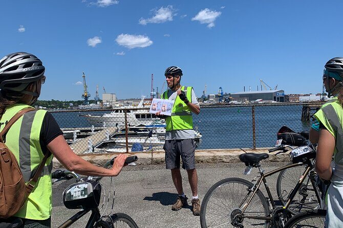 Public| Small Group | Islands & Harbor Sightseeing Tour | 2-2.5hr - Key Points