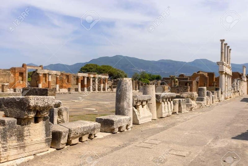Public Tour of Pompeii Excavations: Wine and Cheese Tasting and Lunch - Discover the Best of Pompeii with Wine and Food: A Detailed Review