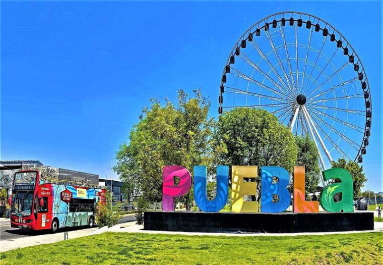 puebla-hop-on-hop-off-city-tour-and-michin-aquarium