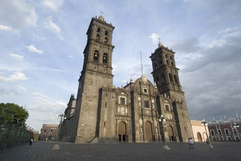 puebla-sightseeing-tour-by-double-decker-tram