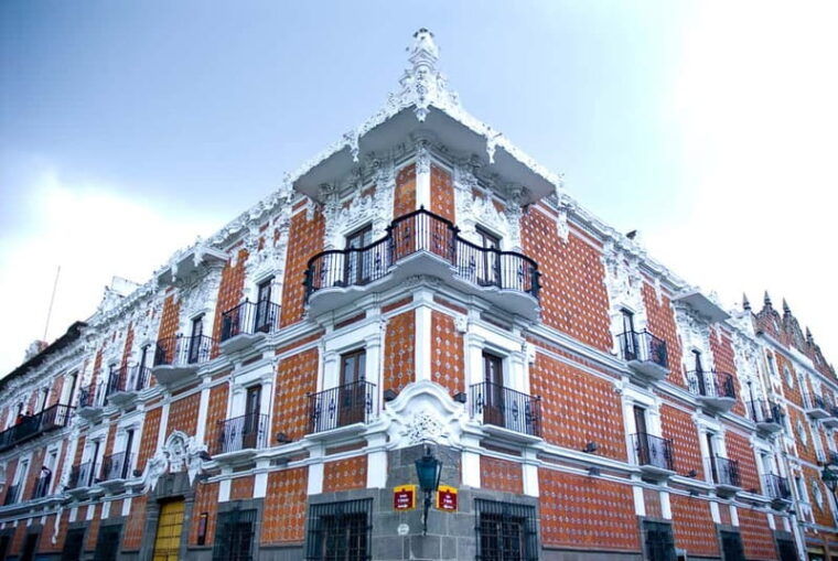 puebla-sightseeing-tour-by-double-decker-tram