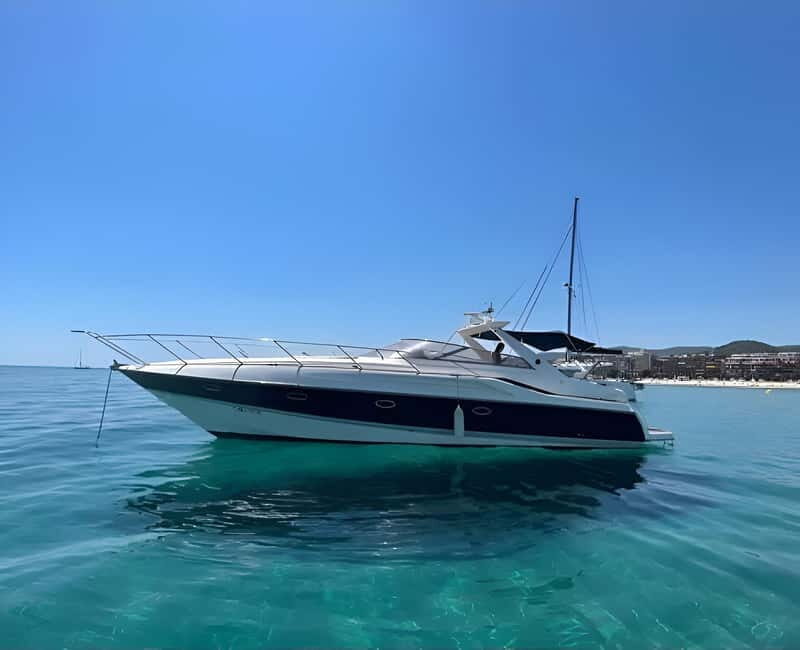Puerto Banus: Private Luxury Yacht Charter - Key Points