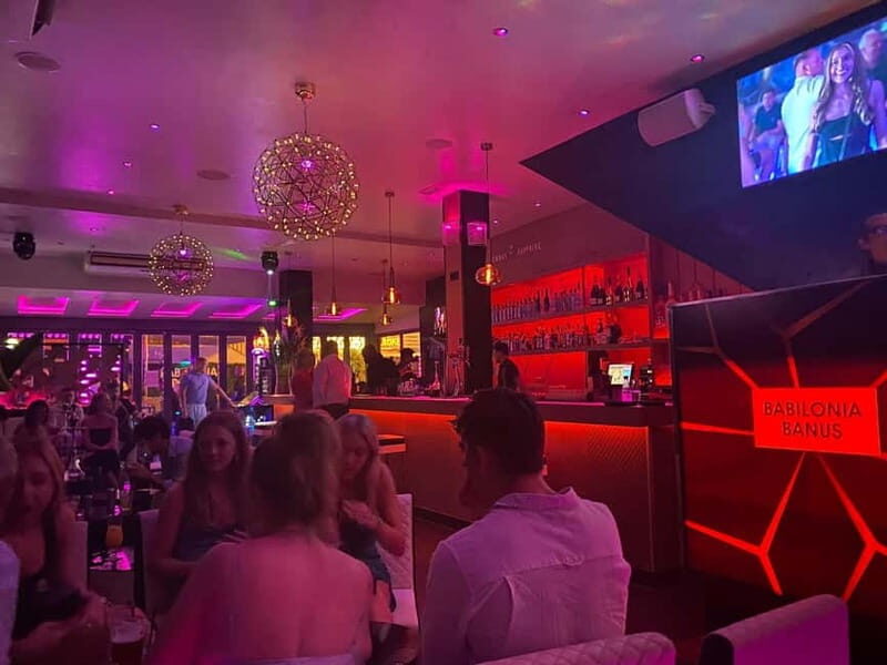 Puerto Banús: Private Nightclub Tour with 3 Clubs, 1 Drink, and Transportation - Price and Value
