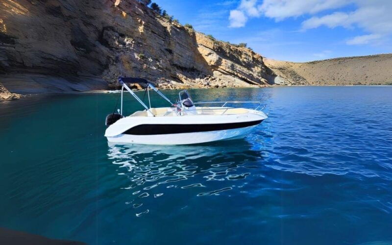 puerto-colon-license-free-self-drive-boat-in-tenerife