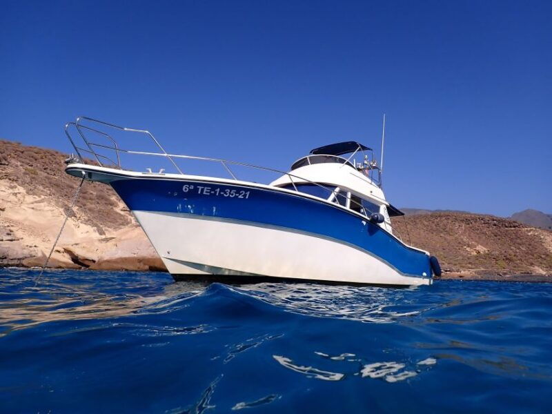 puerto-colon-shared-private-boat-trip-with-snack-drinks