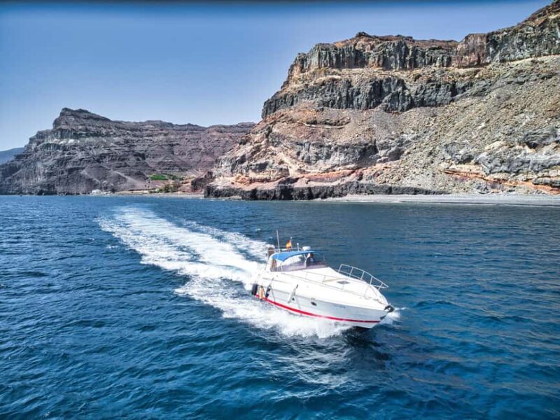 Puerto de Mogán: Private yacht for up to 9 people - Who Should Book This Experience?