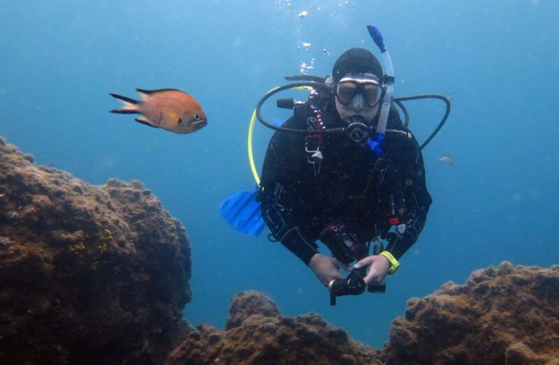 puerto-del-carmen-2-guided-scuba-dives-certified-only