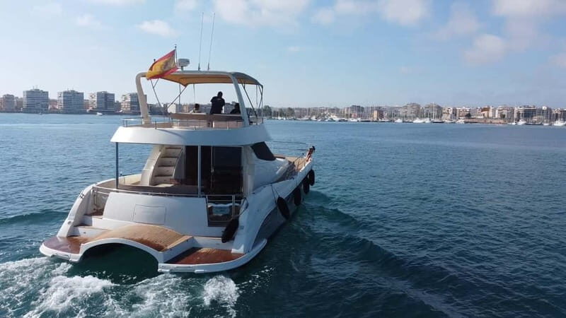 Puerto del Carmen: 2h Private Sunset Catamaran Tour w/Drinks - Frequently Asked Questions