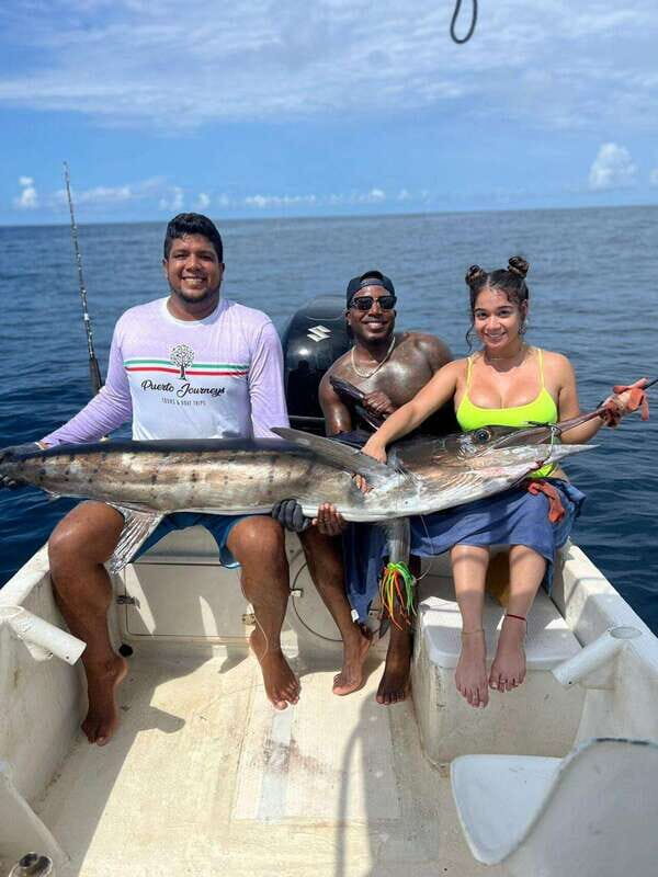 Puerto Escondido: Fishing Boat Trip with Buffet Lunch - An Authentic Ocean Experience from Start to Finish