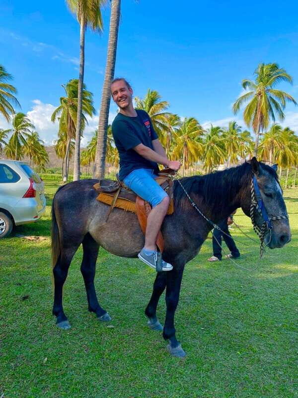 Puerto Escondido: Horseback Riding Along the Countryside - Reaching the Virgin Beach of Puerto Suelo