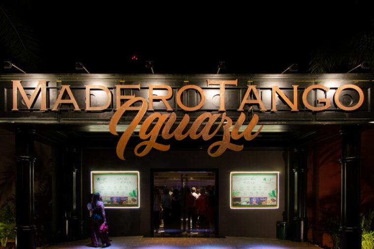 puerto-iguazu-madero-tango-show