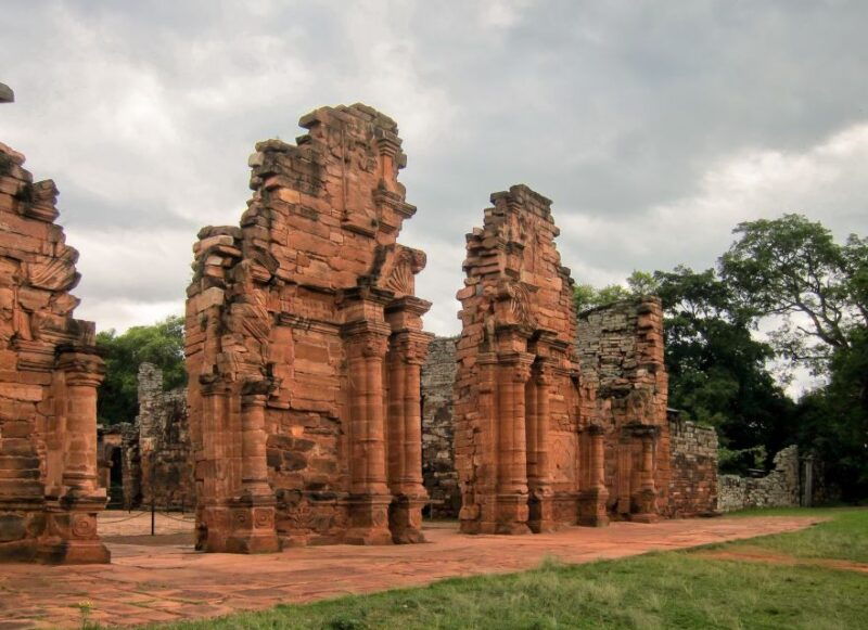 puerto-iguazu-san-ignacio-mission-and-wanda-mines-tour