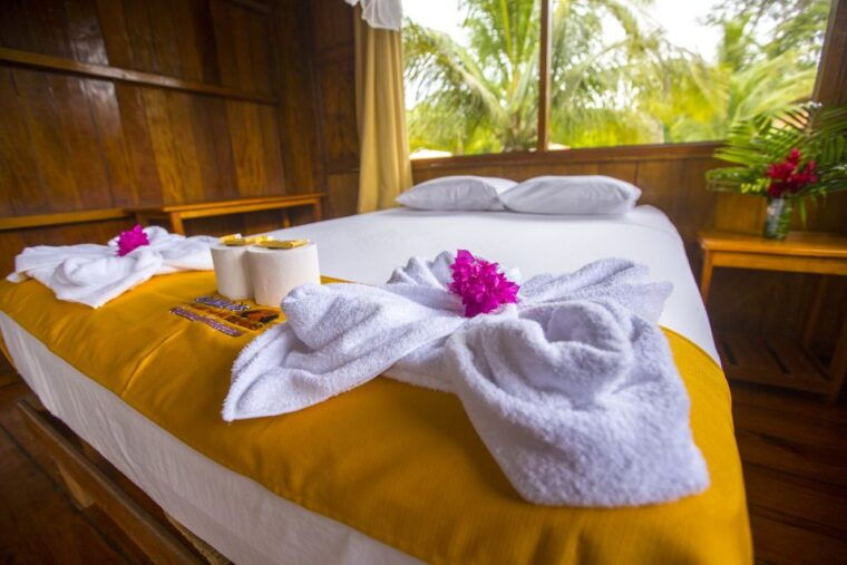 puerto-maldonado-sandoval-lake-4-day-3-night-guided-tour