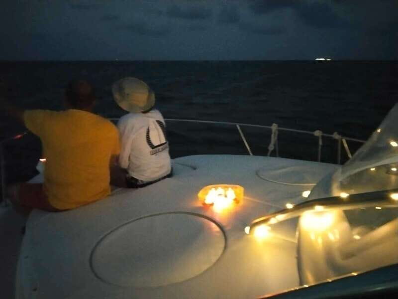 Puerto Morelos: Romantic yacht ride at sunset - Key Points