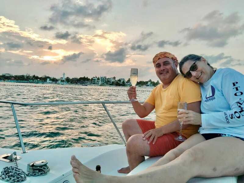 Puerto Morelos: Romantic yacht ride at sunset - FAQs