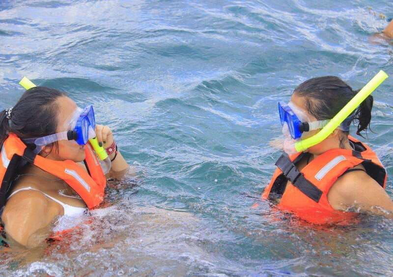 puerto-morelos-snorkel-in-coral-reef-with-transportation