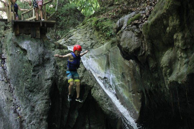 puerto-plata-waterfalls-of-damajagua-safari-half-day