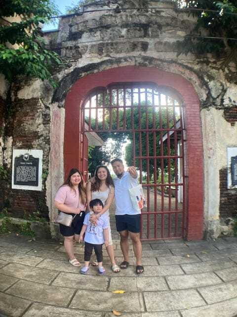 puerto-princesa-cathedral-and-bakers-hill-tour