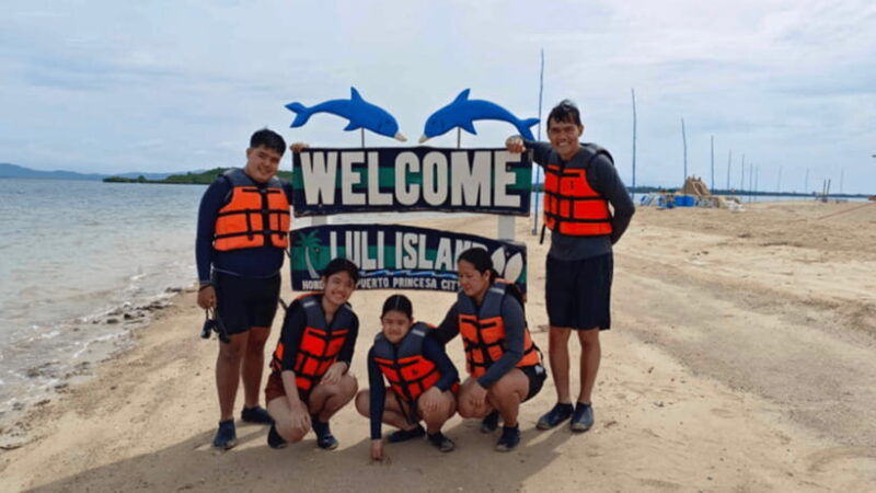puerto-princesa-honda-bay-island-hopping-with-picnic-lunch