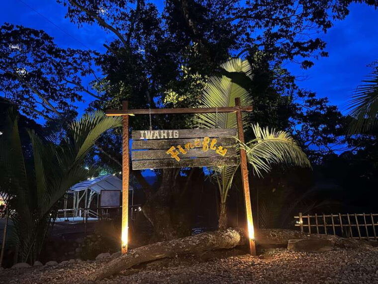 puerto-princesa-iwahig-firefly-watching-river-cruise