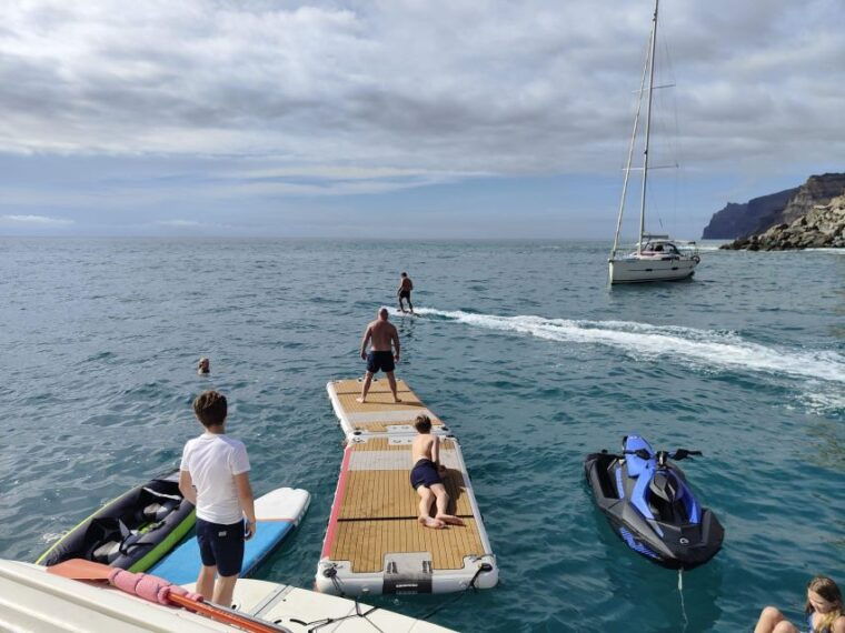 puerto-rico-gran-canaria-boat-tour-with-tapas-and-drinks