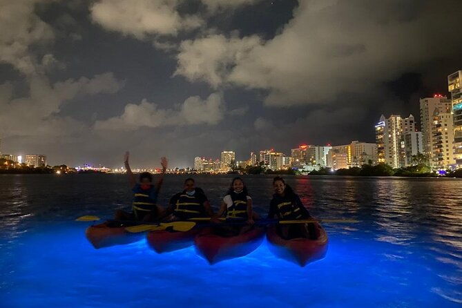 puerto-rico-night-kayaking-guided-tour-in-condado-lagoon