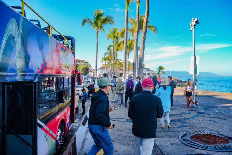 puerto-vallarta-hop-on-hop-off-city-bus-tour