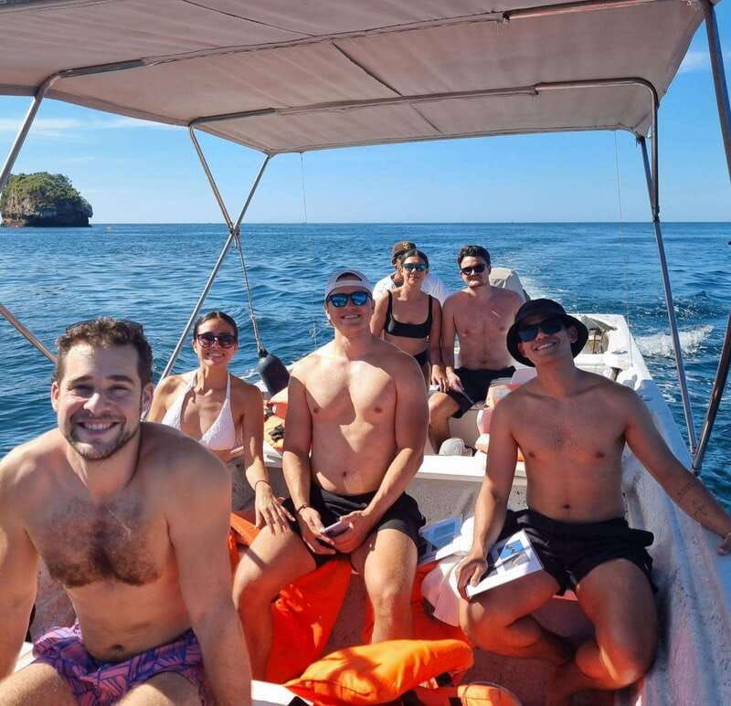 puerto-vallarta-los-arcos-islands-boat-tour-and-snorkeling