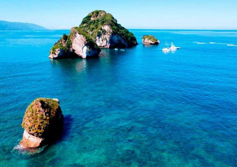 Puerto Vallarta: Private Sail, Snorkel and Beach - Key Points