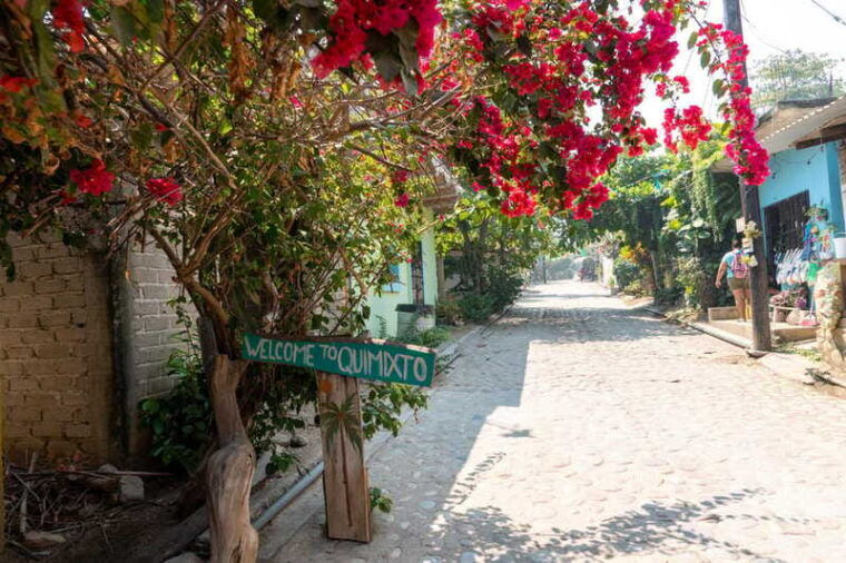 puerto-vallarta-quimixto-waterfall-hike-and-boat-tour