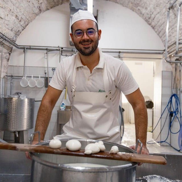 puglia-masseria-seppunisi-tour-cheese-burrata-tasting
