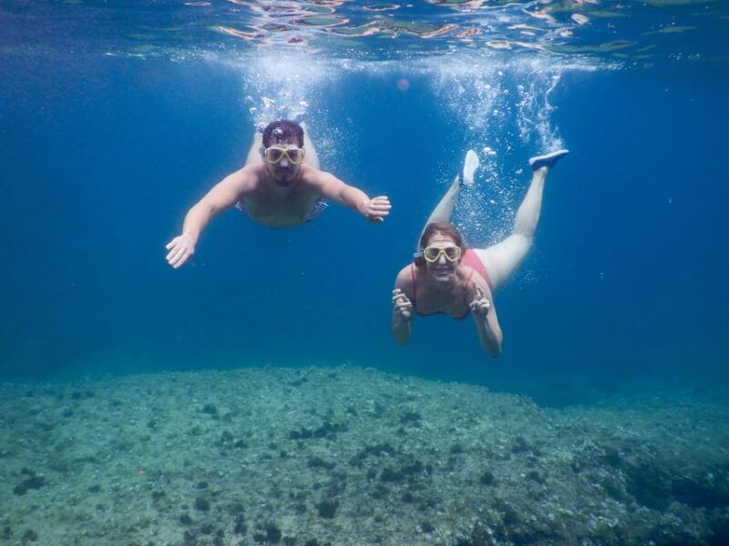 pula-3-hrs-kayak-cliffs-snorkeling-small-group-adventure