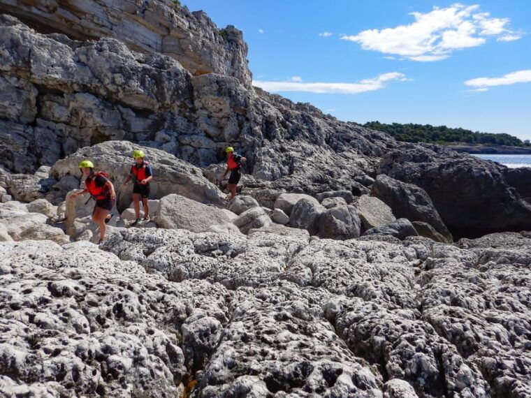 pula-coasteering-adventure-with-guide-and-photos