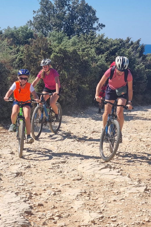 pula-kamenjak-bike-tour-with-blue-cave-and-cliffs-visit