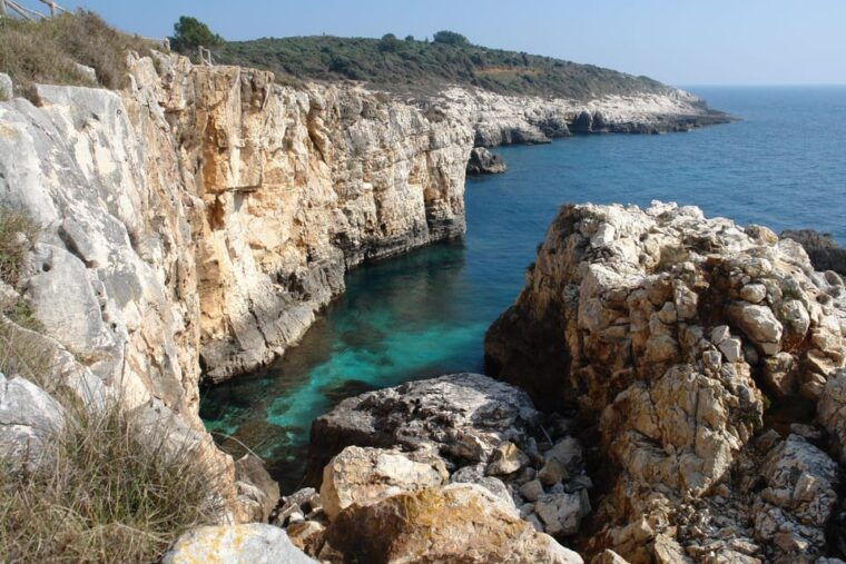 pula-kamenjak-bike-tour-with-blue-cave-and-cliffs-visit