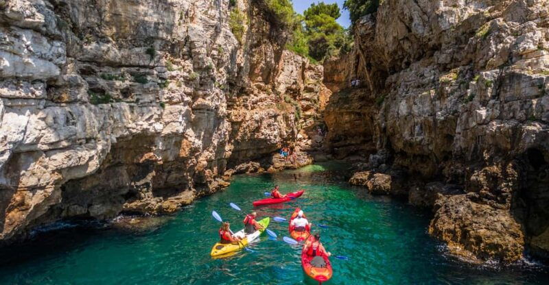 pula-kayak-adventure-with-cave-island-snorkeling