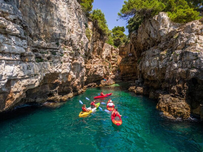 pula-kayak-adventure-with-cave-island-snorkeling