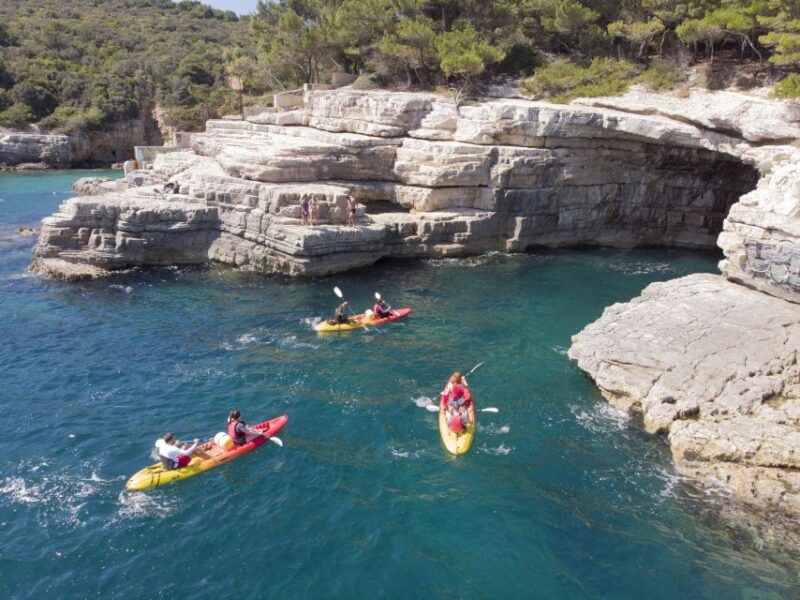 pula-sea-adventure-boat-kayak-snorkeling-cliff-jumps