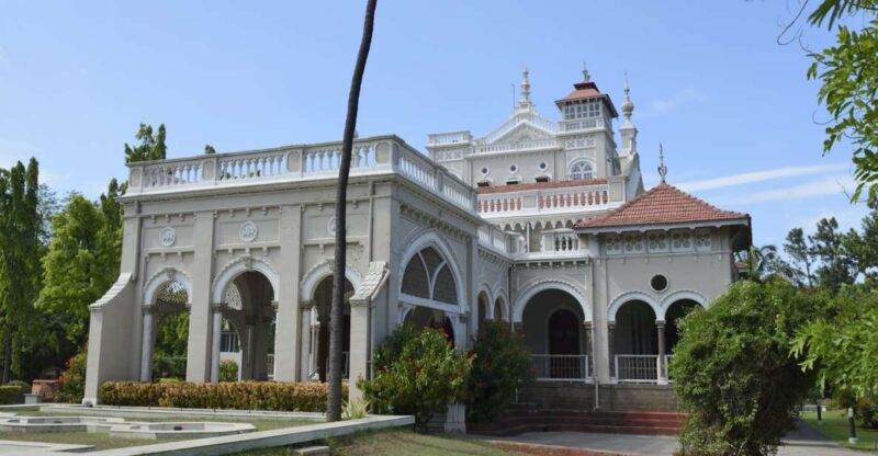 Pune: Guided Full Day City Sightseeing Tour by Car - Price and Value